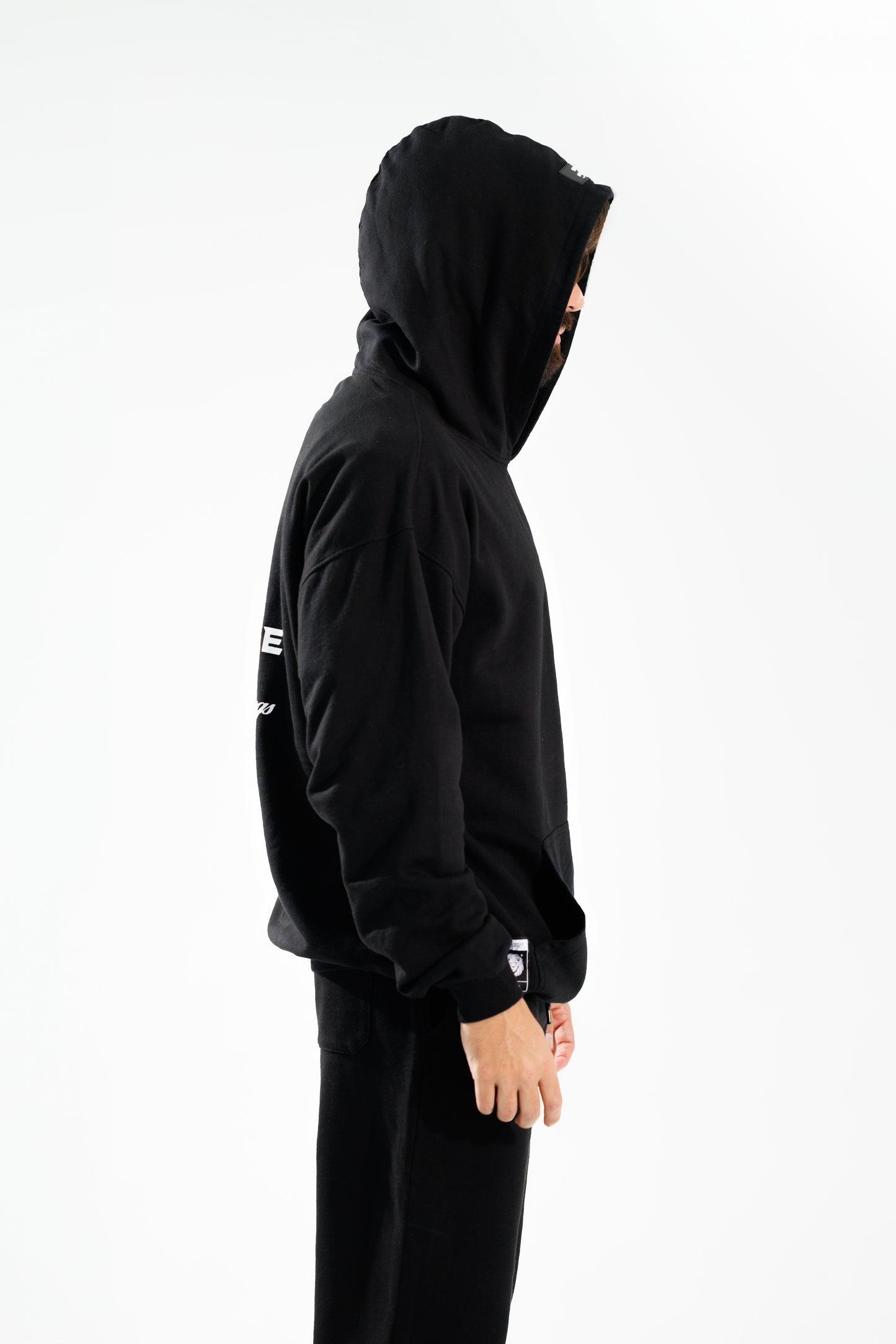 Hoodie New Beginnings: La Grandeza en Cada Nuevo Comienzo